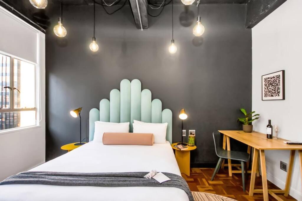 BlackBrick- Deluxe Rooms Kaapstad Buitenkant foto